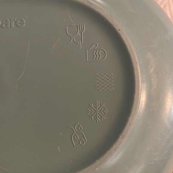 Tupperware - Picture 8 of 10